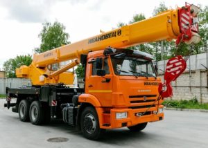 Аренда автокрана Ивановец 25 тонн: задачи, характеристики и условия заказа